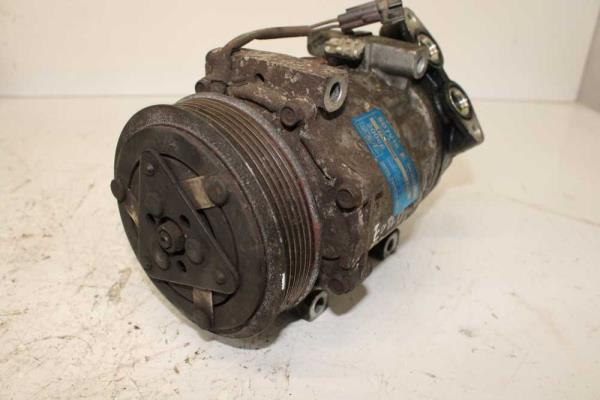 COMPRESSEUR DE CLIMATISATION FORD/VOLVO/MAZDA - Vue 1